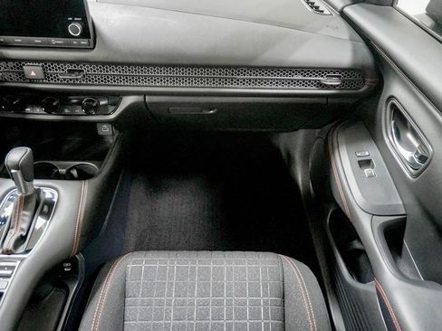 Certified 2024 Honda HR-V Sport image 28