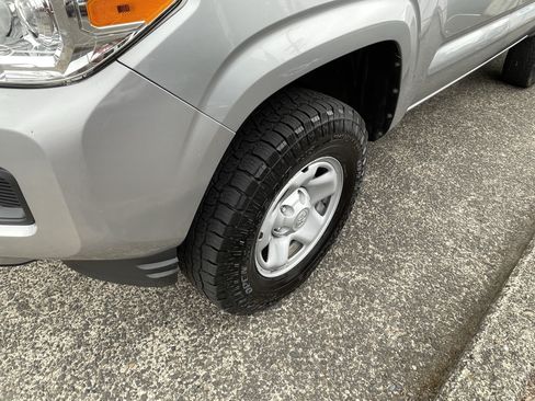 Certified 2020 Toyota Tacoma SR AWD/4WD image 9