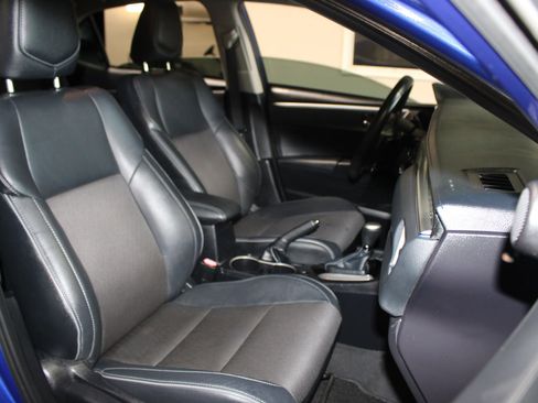 Used 2015 Toyota Corolla S image 29