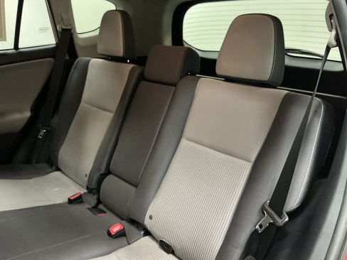 Used 2014 Toyota RAV4 XLE AWD/4WD image 23