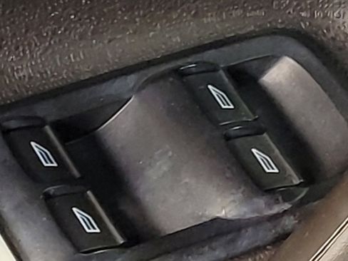 Used 2019 Ford Fiesta SE image 27