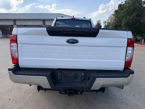 Used 2020 Ford F250 XL w/ Power Equipment Group RWD image 6