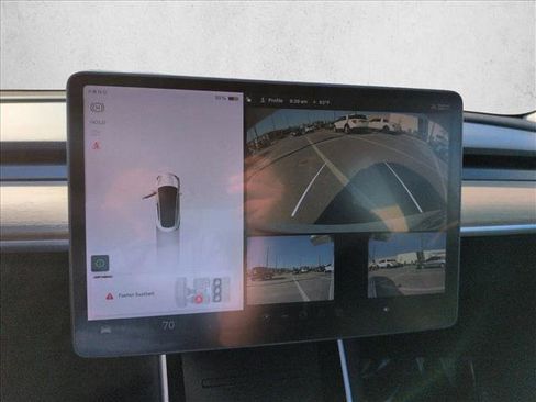 Used 2020 Tesla Model 3 Standard Range Plus image 13