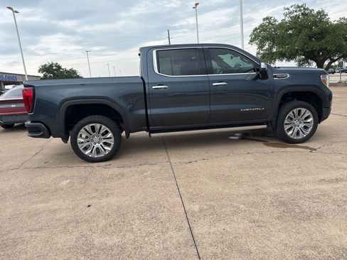 Used 2022 GMC Sierra 1500 Denali w/ Denali Reserve Package AWD/4WD image 8