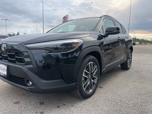 New 2026 Toyota Corolla Cross XLE FWD image 10