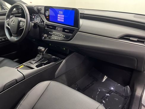Certified 2025 Lexus ES 350 w/ Premium Package FWD image 12