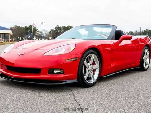 Used 2005 Chevrolet Corvette Convertible w/ Preferred Equipment Group image 14