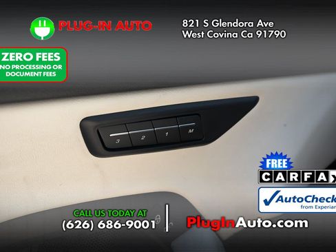 Used 2019 Jaguar E-PACE R-Dynamic SE AWD/4WD image 24