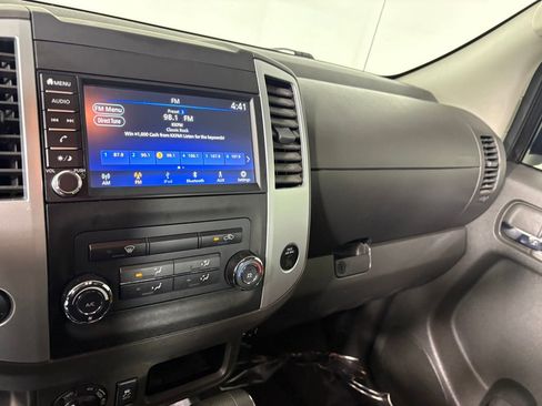 Used 2019 Nissan Frontier SV image 16