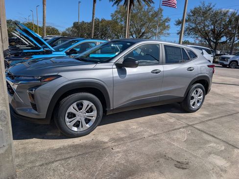 New 2026 Chevrolet Trax LS image 3