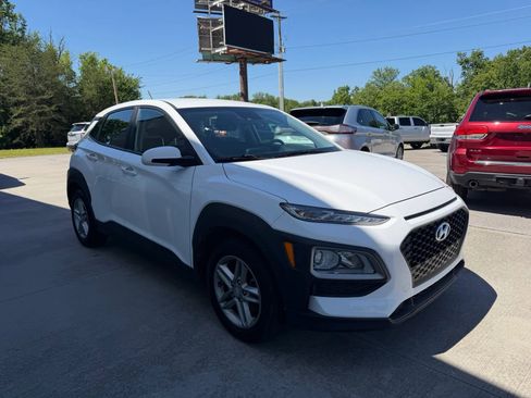 Used 2021 Hyundai Kona SE AWD/4WD image 21