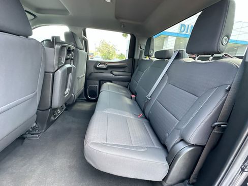 Used 2023 Chevrolet Silverado 1500 LT image 24