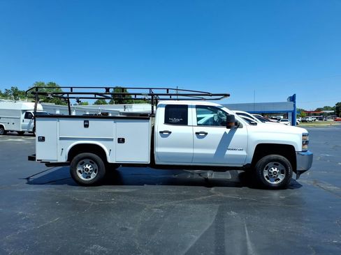 Used 2016 Chevrolet Silverado 2500 W/T w/ WT Convenience Package RWD image 2