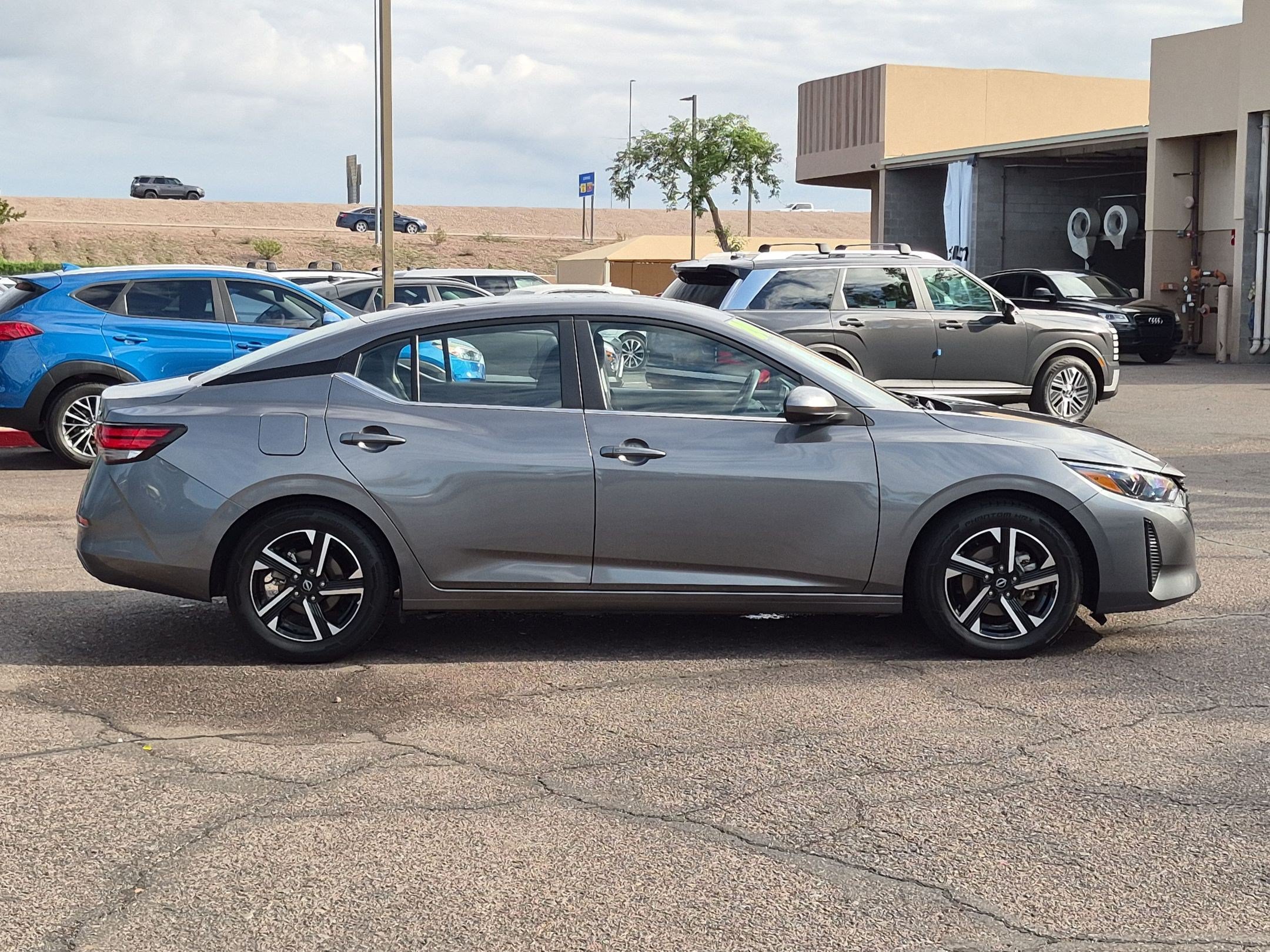 Used 2024 Nissan Sentra SV FWD image 4