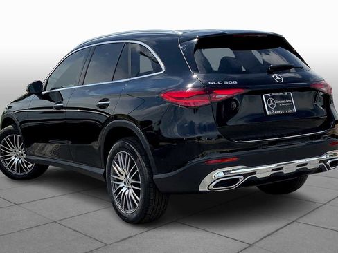 Used 2025 Mercedes-Benz GLC 300 GLC 300 image 4