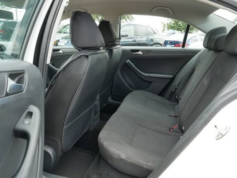 Used 2016 Volkswagen Jetta S FWD image 17