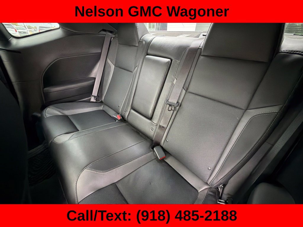 Used 2023 Dodge Challenger SXT w/ Plus Package RWD image 16