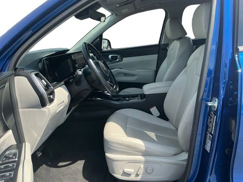 Used 2022 Kia Sorento S w/ Panoramic Sunroof Package FWD image 14