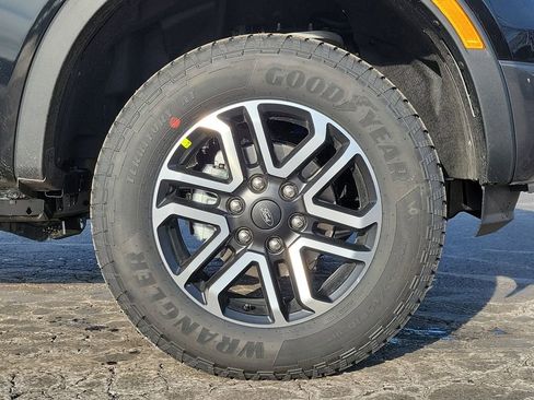 New 2025 Ford Ranger Lariat w/ Trailer Tow Package image 9