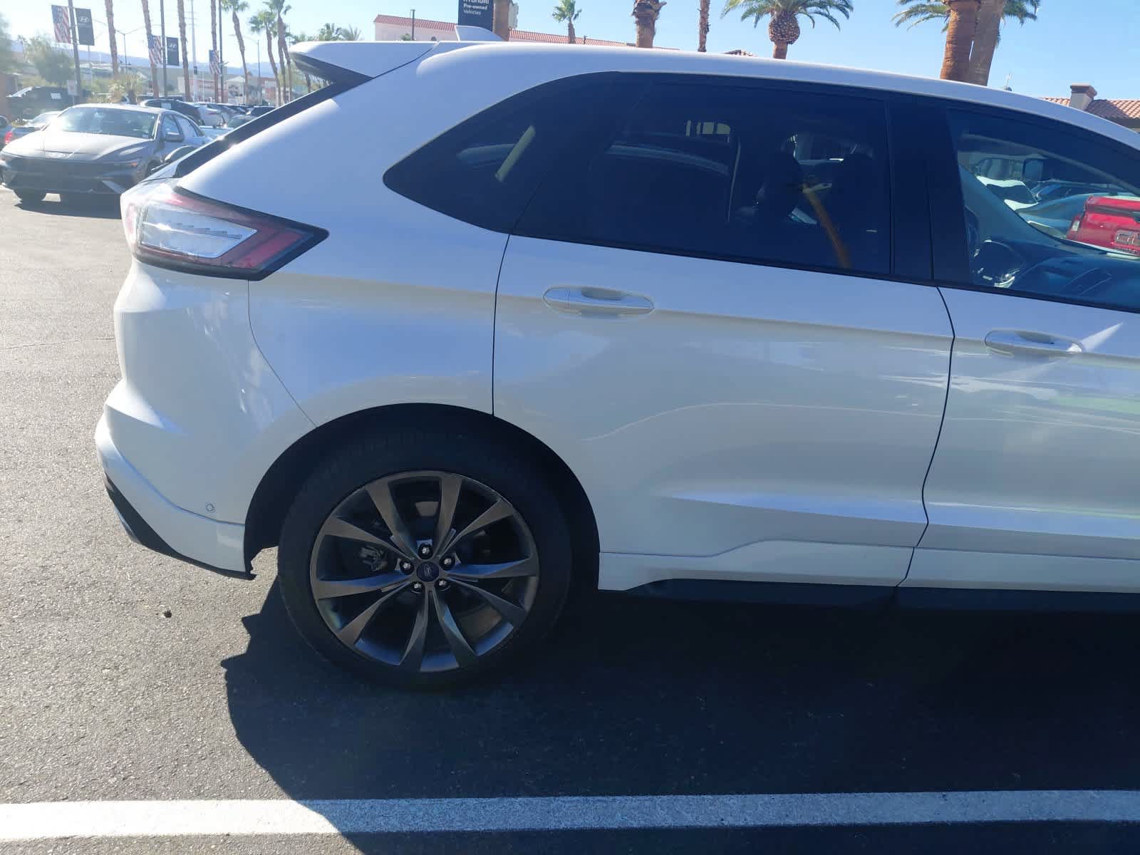Used 2017 Ford Edge Sport AWD/4WD image 5