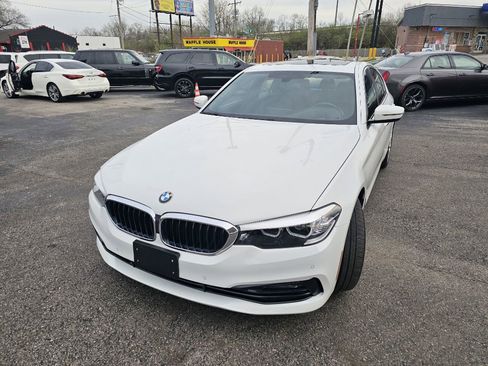Used 2017 BMW 530i xDrive w/ Premium Package image 3