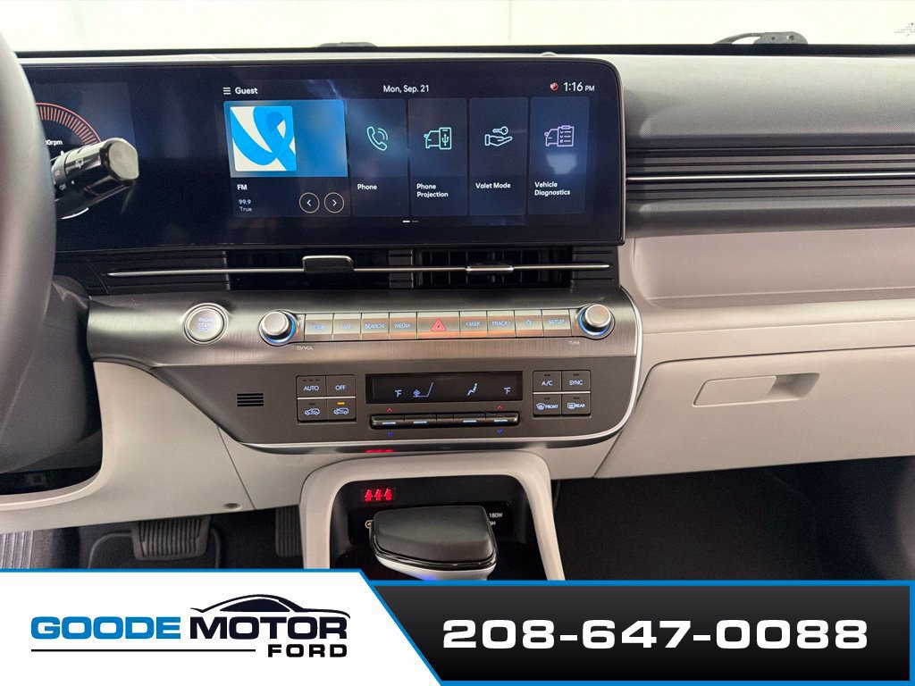 Used 2025 Hyundai Kona SEL AWD/4WD image 15