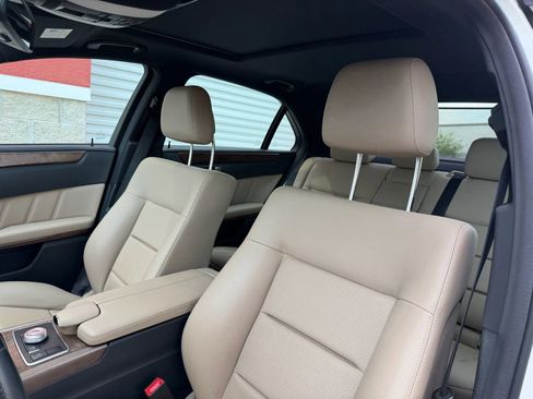 Used 2011 Mercedes-Benz E 350 Sedan image 82