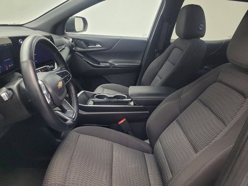Used 2025 Chevrolet Equinox LT FWD image 17