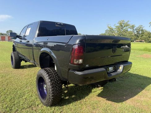 Used 2017 RAM 2500 Laramie w/ Sport Appearance Group AWD/4WD image 2