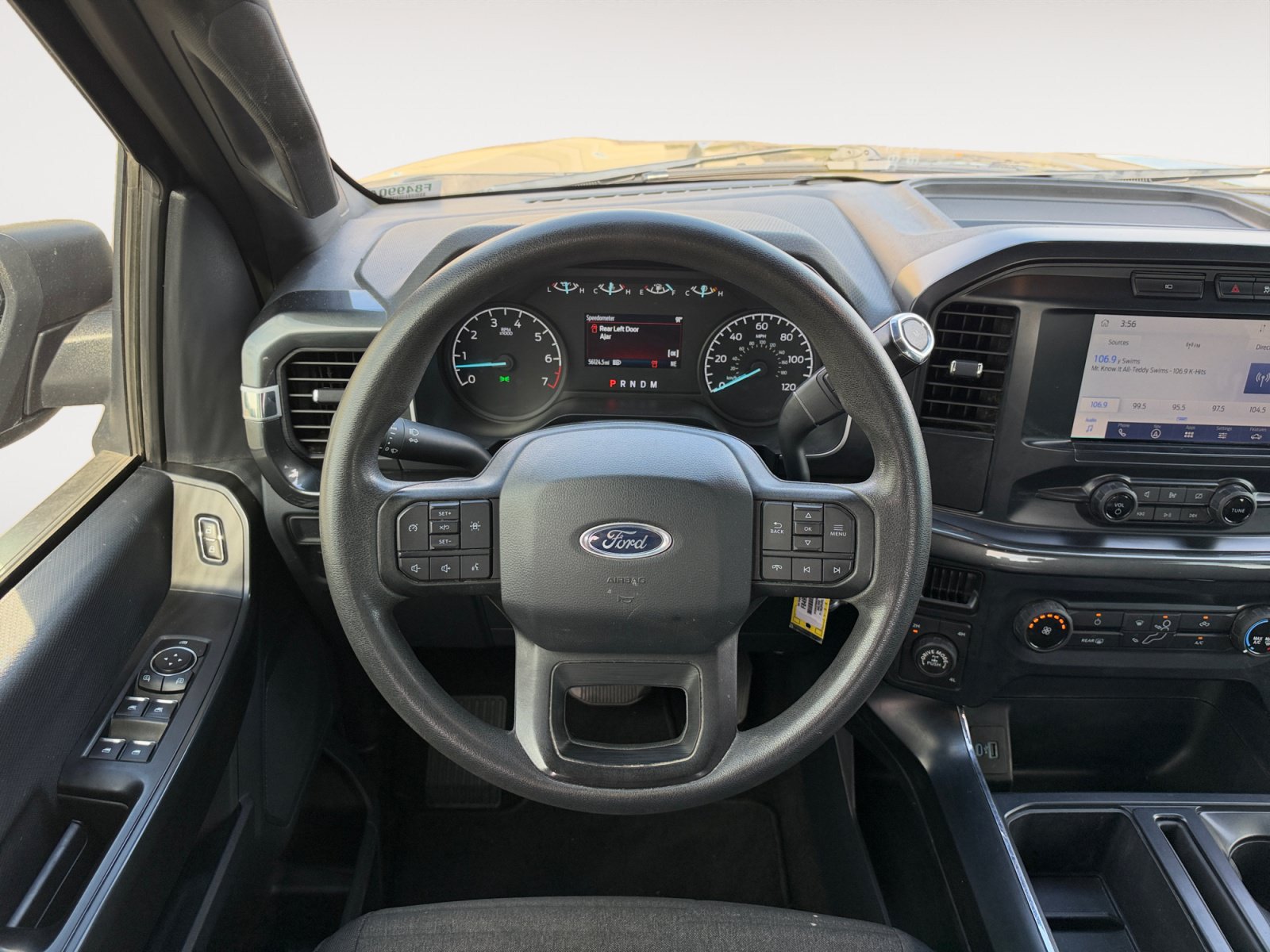 Certified 2022 Ford F150 XL w/ STX Appearance Package AWD/4WD image 12
