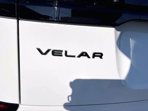 New 2026 Land Rover Range Rover Velar Dynamic SE image 26