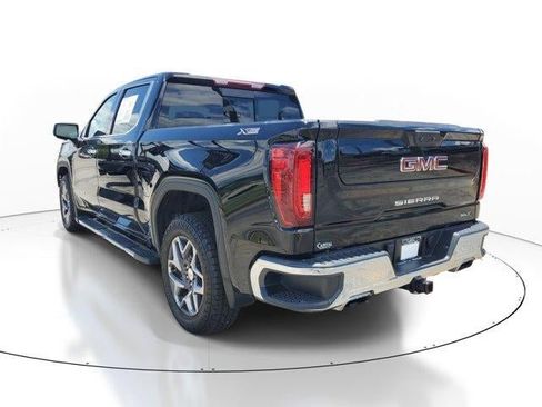 Used 2023 GMC Sierra 1500 SLT w/ SLT Premium Plus Package AWD/4WD image 4