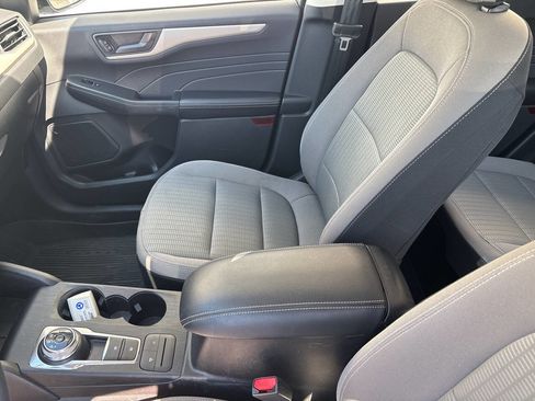 Used 2022 Ford Escape S image 13
