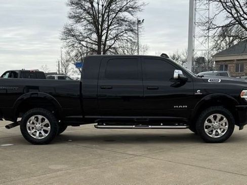 Used 2022 RAM 2500 Laramie AWD/4WD image 4