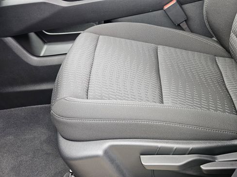 New 2026 Chevrolet Equinox LT w/ Safety and Technology Package FWD image 24