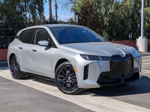 New 2026 BMW iX xDrive45 image 1