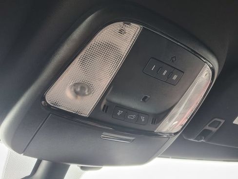 Used 2025 Dodge Durango GT AWD/4WD image 13