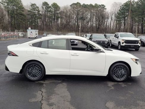 New 2026 Nissan Sentra SV w/ SV Convenience Package FWD image 2