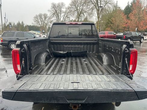 Used 2022 GMC Sierra 3500 Denali w/ Denali Ultimate Package image 24