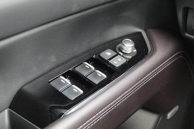 Certified 2025 MAZDA CX-5 Signature AWD/4WD image 22