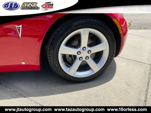 Used 2008 Pontiac Solstice Convertible w/ Preferred Package RWD image 9