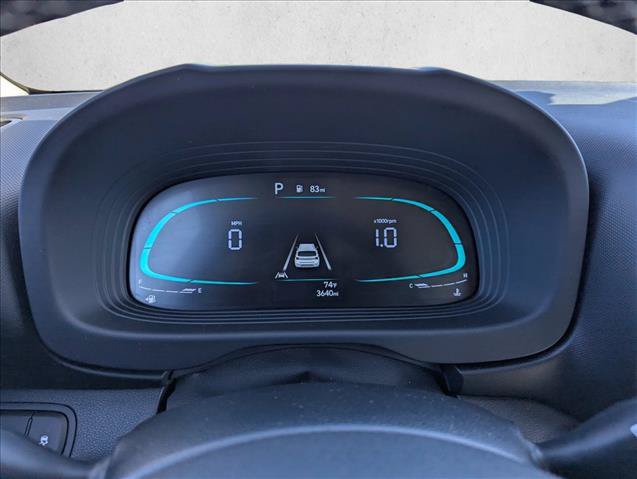 Certified 2025 Hyundai Venue Limited FWD image 16