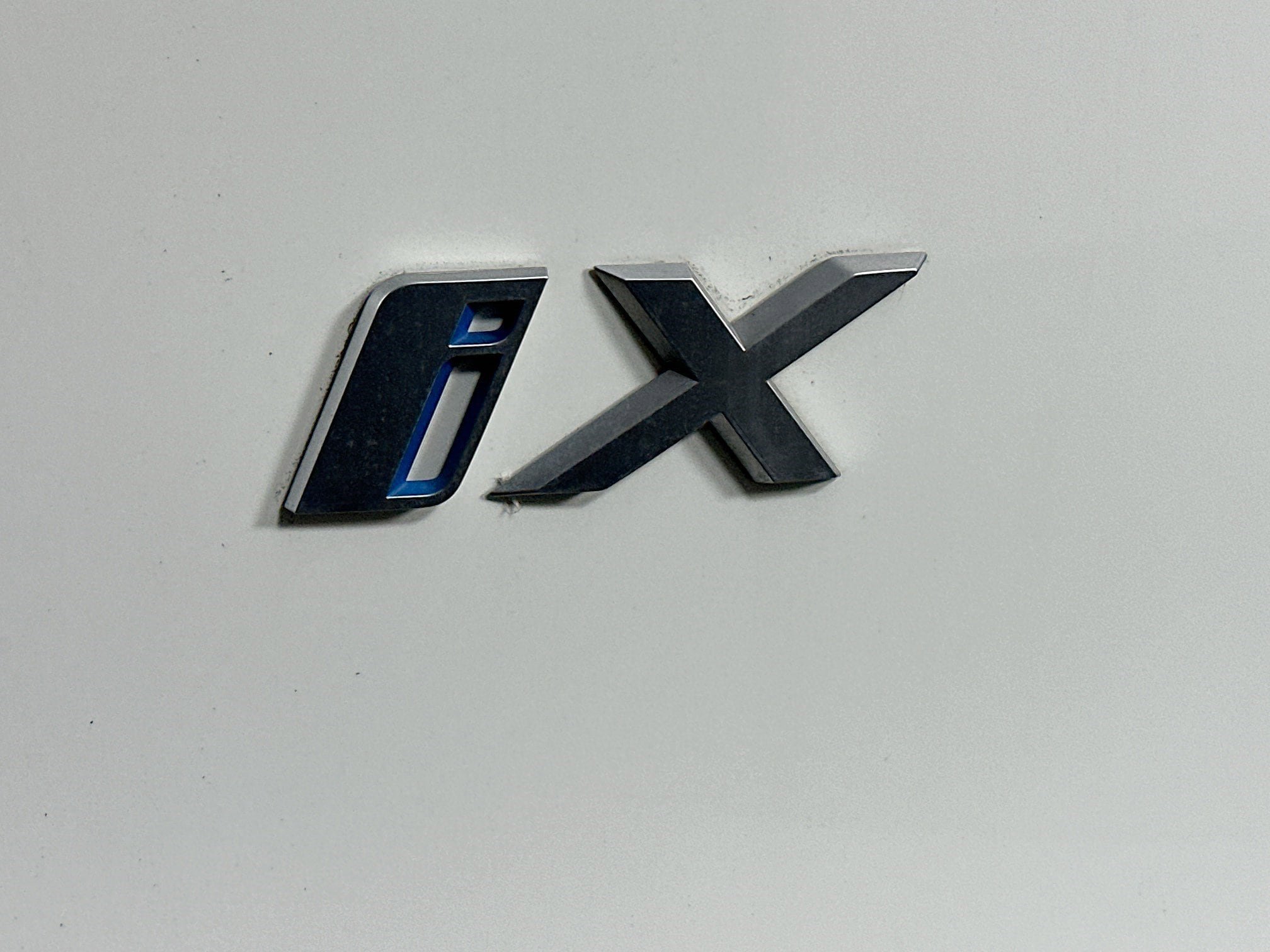 Used 2022 BMW iX xDrive50 w/ Premium Package AWD/4WD image 26