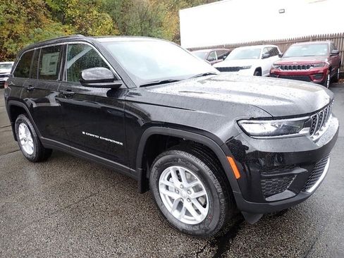 New 2025 Jeep Grand Cherokee Laredo X image 9