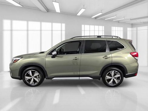 Used 2020 Subaru Forester Touring AWD/4WD image 4