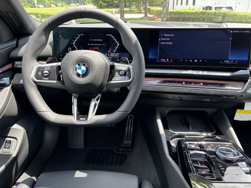 New 2027 BMW 530i xDrive w/ M Sport Package AWD/4WD image 19