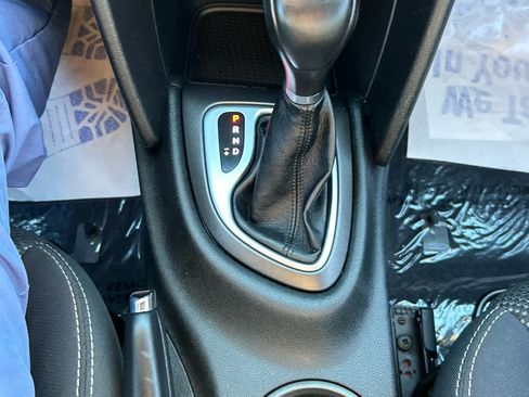 Used 2016 Dodge Dart SXT w/ Rallye Appearance Group FWD image 19
