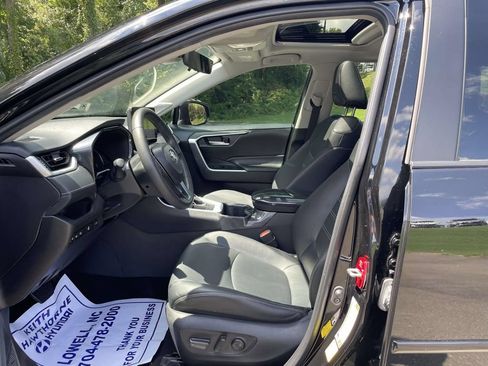 Used 2025 Toyota RAV4 XLE Premium w/ Weather Package FWD image 16