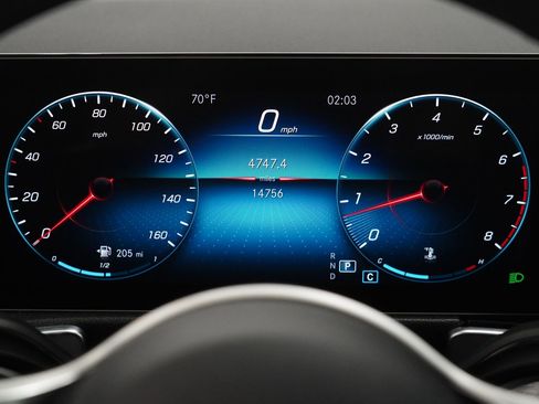 Certified 2023 Mercedes-Benz GLB 250 image 21