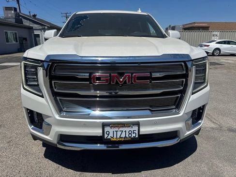 Used 2023 GMC Yukon XL SLT w/ SLT Luxury Package RWD image 2